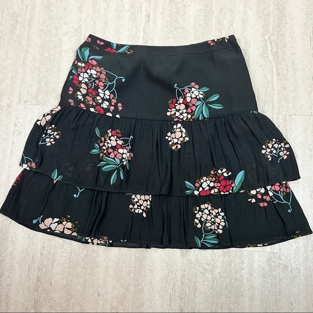 Loft outlet floral tiered skirt size 4 ruffled swing skirt - Picture 2 of 8